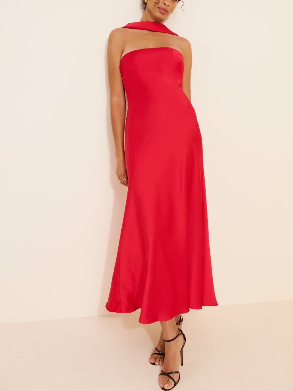 Vali Crepe Gown